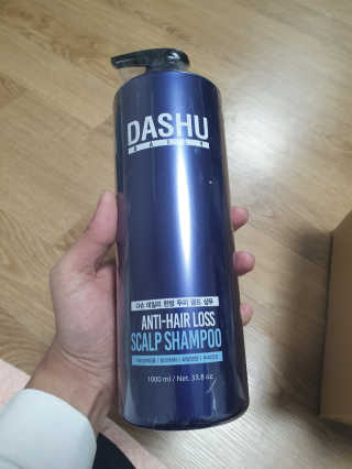 다슈코리아 다슈 데일리 단백질 한방 두피 골드 샴푸 1000ml — 5점을 준 리뷰어가 2019년 12월 올린 사용 사진