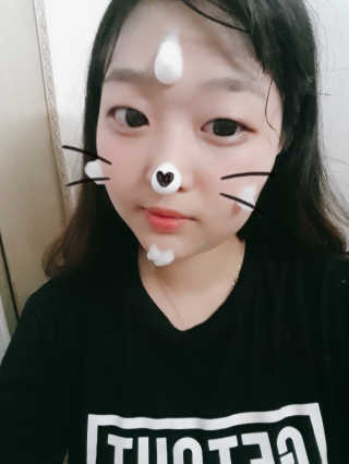 Dr.메디션 ER 네이처 클렌징폼- 오일리스킨용 — 4.17점을 준 리뷰어가 2018년 7월 올린 사용 사진