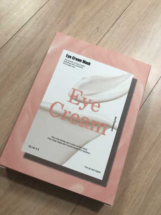 [쥬디메르] 아이크림 마스크 SET — 5점을 준 리뷰어가 2018년 1월 올린 사용 사진