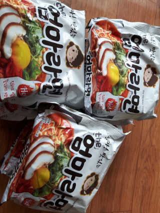 라면 그대로가 제일 맛있는 더엄마라면 — 5점을 준 리뷰어가 2019년 9월 올린 사용 사진