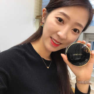 셀레뷰 블랙 세럼 팩트 — 3점을 준 리뷰어가 2017년 9월 올린 사용 사진