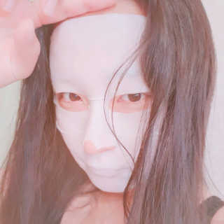 23years old 코쿤 윌로우 실키 마스크 — 5점을 준 리뷰어가 2017년 11월 올린 사용 사진