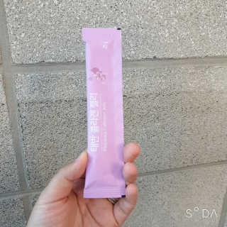 네츄럴굿띵스 태반 콜라겐 젤리 15포 — 5점을 준 리뷰어가 2019년 7월 올린 사용 사진