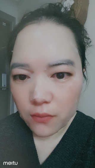 라인플라츠 모이스처라이징 아로니아 에센스 마스크 — 5점을 준 리뷰어가 2019년 3월 올린 사용 사진