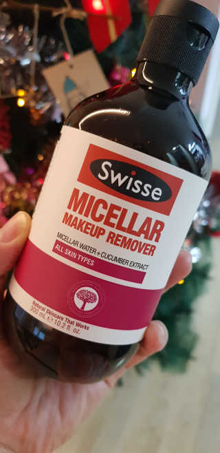 SWISSE 스위스 미셀라 메이크업 리무버 — 5점을 준 리뷰어가 2019년 12월 올린 사용 사진