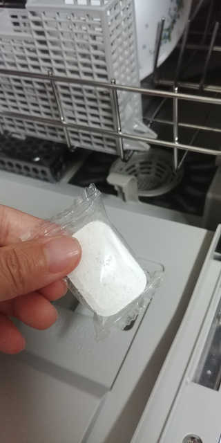 에코두 식기세척기세제 타블렛 600g — 5점을 준 리뷰어가 2019년 10월 올린 사용 사진