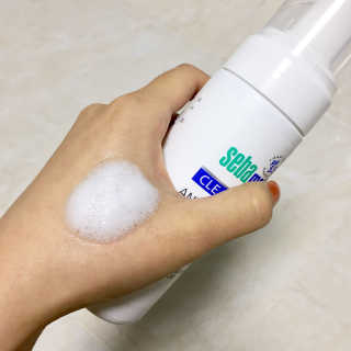 세바메드 클리어 페이스 안티박테리얼 클렌징 폼 — 4.33점을 준 리뷰어가 2017년 6월 올린 사용 사진
