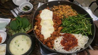 고향원조숯불닭갈비 [고향산천원조숯불닭갈비] 뼈없는 숯불닭갈비 2인세트 — 5점을 준 리뷰어가 2018년 10월 올린 사용 사진