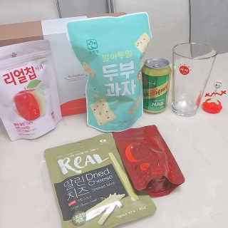 [맘마레시피] 육퇴 후 맥주는 진리, 육퇴간식박스 — 5점을 준 리뷰어가 2019년 11월 올린 사용 사진