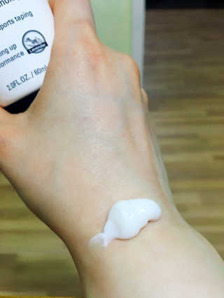 플렉스파워에이더블유에스 리커버리크림 30ml — 3.67점을 준 리뷰어가 2017년 5월 올린 사용 사진
