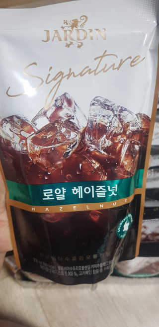 (주)쟈뎅 쟈뎅 시그니처 블랙, 헤이즐넛 230ml — 5점을 준 리뷰어가 2018년 6월 올린 사용 사진