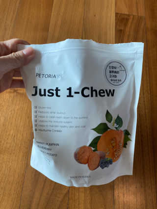 [펫토리아] 한입뚝딱 혼합 덴탈츄 Just 1-Chew — 5점을 준 리뷰어가 2020년 2월 올린 사용 사진