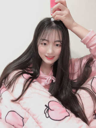 [후르디아] 과즙 뿜뿜 꿀보습 바디 에센스 3종 세트 — 4점을 준 리뷰어가 2019년 11월 올린 사용 사진