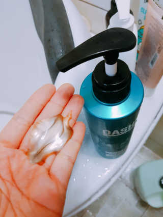 다슈코리아 다슈 데일리 패스트 한방 두피 샴푸 500ml — 4점을 준 리뷰어가 2018년 3월 올린 사용 사진