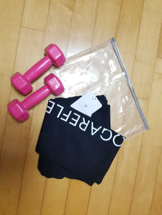 yogareflex PODIUM 요가리플렉스 로고 디자인 롱 팬츠 — 5점을 준 리뷰어가 2017년 4월 올린 사용 사진