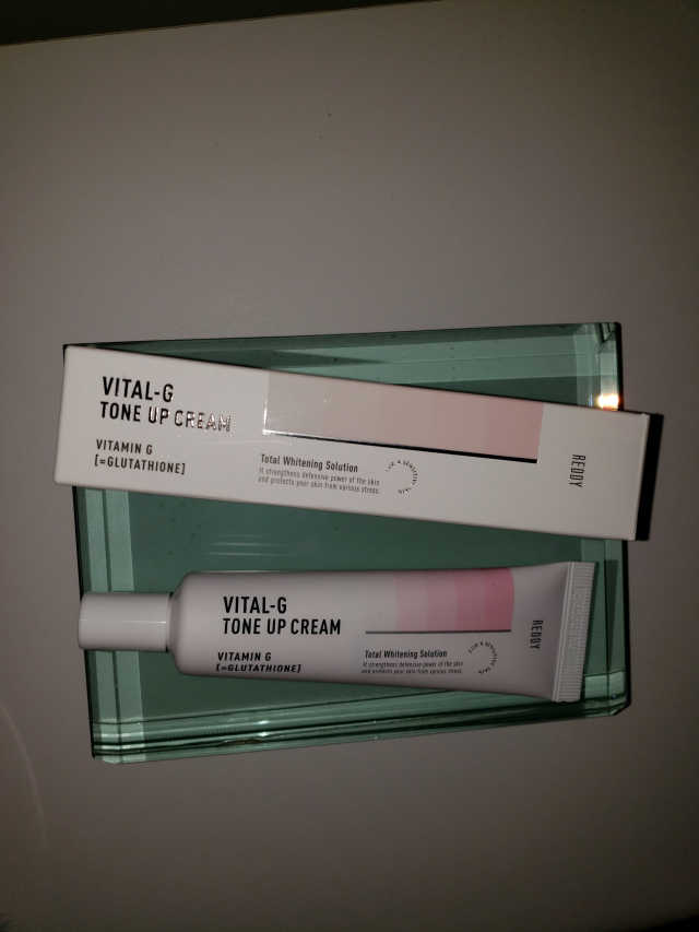 레디 바이탈지 톤업 크림 80g 리뷰 사진