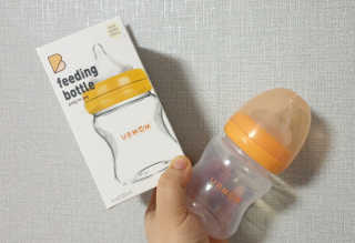 유비맘 신생아젖병 120ml 트리플팩_ 젖꼭지 포함 — 5점을 준 리뷰어가 2020년 3월 올린 사용 사진