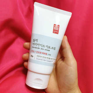 일리윤 세라마이드 아토 집중 크림 — 4점을 준 리뷰어가 2017년 6월 올린 사용 사진