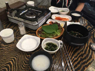 고향원조숯불닭갈비 [고향산천원조숯불닭갈비] 뼈없는 숯불닭갈비 2인세트 — 4.67점을 준 리뷰어가 2018년 10월 올린 사용 사진
