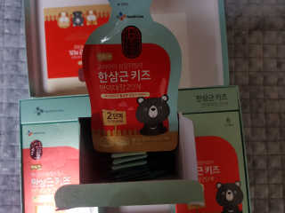 한삼근 블랙라벨 CJ헬스케어 한삼근 키즈 면역대장 2단계 — 5점을 준 리뷰어가 2019년 10월 올린 사용 사진