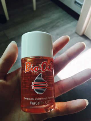 Bio-oil(바이오오일) 바이오오일 — 3점을 준 리뷰어가 2016년 10월 올린 사용 사진