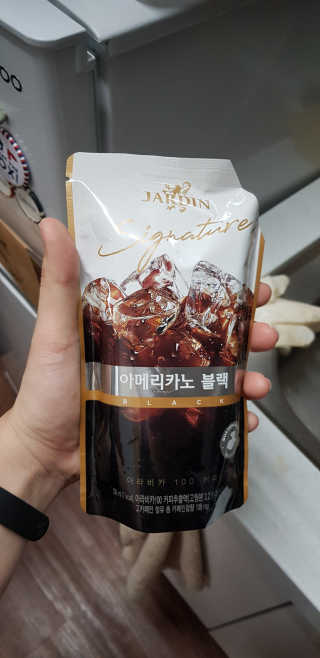 (주)쟈뎅 쟈뎅 시그니처 블랙, 헤이즐넛 230ml — 5점을 준 리뷰어가 2018년 6월 올린 사용 사진