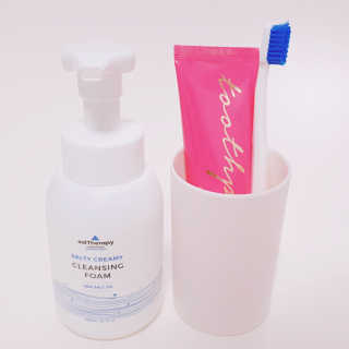 솔테라피 솔티 크리미 클렌징폼 300ml — 3.5점을 준 리뷰어가 2019년 5월 올린 사용 사진