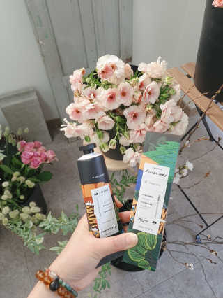 귀빈사 mayac 호시탐탐 시그니처 프리즈왁스 150ml — 5점을 준 리뷰어가 2020년 3월 올린 사용 사진