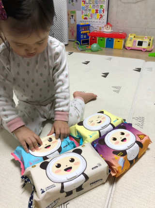 달곰이 물티슈 — 5점을 준 리뷰어가 2019년 3월 올린 사용 사진