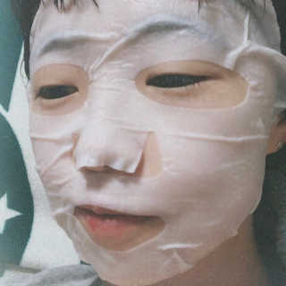 GARANG GARANG 피오니 룻 모이스처라이징 앤 수딩 마스크팩 — 3.5점을 준 리뷰어가 2019년 8월 올린 사용 사진
