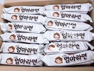라면 그대로가 제일 맛있는 더엄마라면 — 5점을 준 리뷰어가 2019년 7월 올린 사용 사진