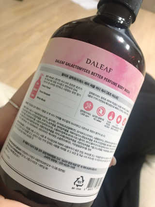달리프 갈락토미세스 베러 퍼퓸 바디워시 로즈머스크 — 4점을 준 리뷰어가 2020년 1월 올린 사용 사진