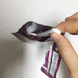 아우노그라노 오리지날, 진짜 베리, 진짜 카카오 — 5점을 준 리뷰어가 2018년 1월 올린 사용 사진