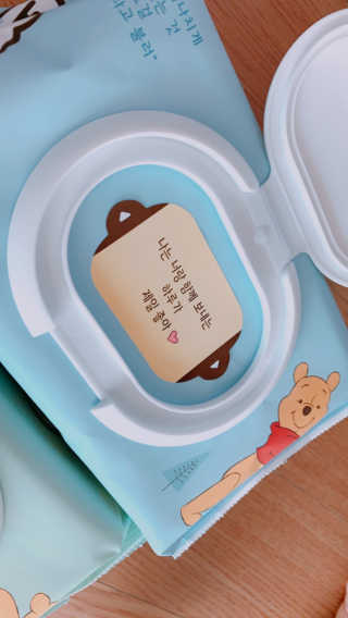 보솜이 아기물티슈 베이비케어 푸에디션 캡 74매 10입 — 5점을 준 리뷰어가 2019년 4월 올린 사용 사진