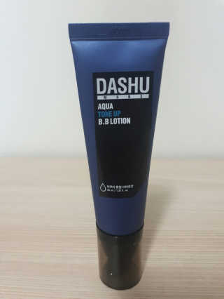 다슈코리아 다슈 맨즈 톤 업 비비로션 40ml — 4.5점을 준 리뷰어가 2018년 6월 올린 사용 사진