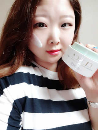 CLNC5 워터 멜트 체인징 클렌저 — 3.33점을 준 리뷰어가 2018년 8월 올린 사용 사진