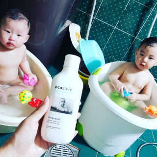 엘루스벤 에코스토어_베이비 바디워시_200ML — 5점을 준 리뷰어가 2017년 6월 올린 사용 사진