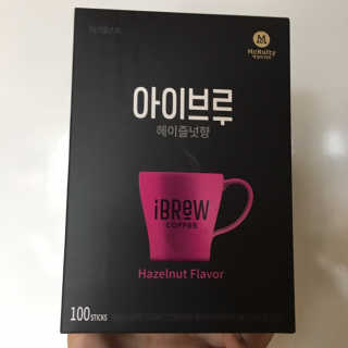한국맥널티 아이브루 헤이즐넛향 100T — 5점을 준 리뷰어가 2019년 11월 올린 사용 사진