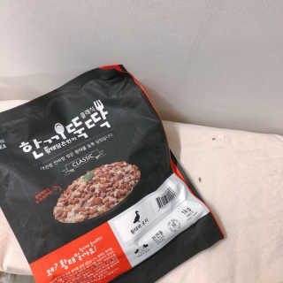 [펫토리아] 맛도 영양도 BEST 한끼뚝딱 강아지 사료 — 4.5점을 준 리뷰어가 2018년 12월 올린 사용 사진