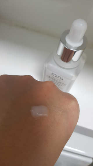 ALL DAY GLOW [올 데이 글로우] 카밍 밸런스 앰플 30ml — 5점을 준 리뷰어가 2019년 11월 올린 사용 사진