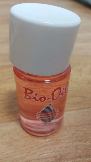 Bio-oil(바이오오일) 바이오오일(Bio-oil) — 1점을 준 리뷰어가 2016년 8월 올린 사용 사진