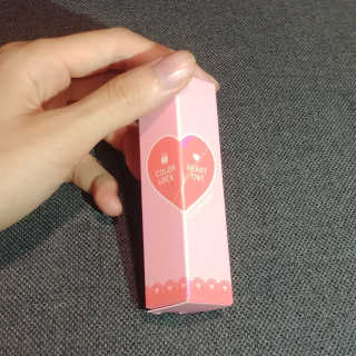 [블랙루즈] 컬러 락 하트 틴트 1+1 — 5점을 준 리뷰어가 2019년 8월 올린 사용 사진