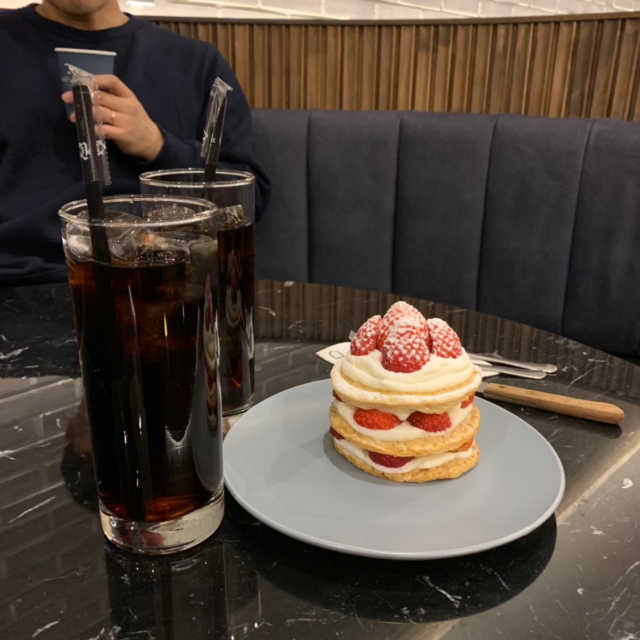 [노아스로스팅_용인점]음료 2잔 + 스트로베리 블랑1 리뷰 사진