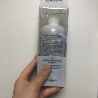 셀리본 하수오 내츄럴 프리벤션 탈모관리 샴푸 300ml — 4점을 준 리뷰어가 2019년 11월 올린 사용 사진