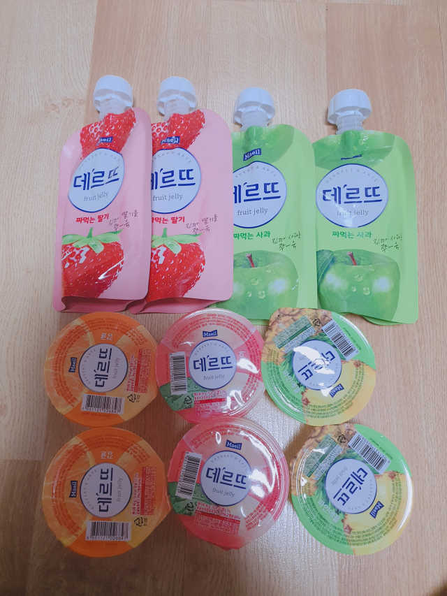 데르뜨 떠먹는 과일 3종, 짜먹는 과일 2종 총 10개 체험 리뷰 사진