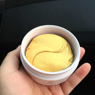 푸츄푸츄 Real repair skin cell premium patch — 5점을 준 리뷰어가 2018년 10월 올린 사용 사진