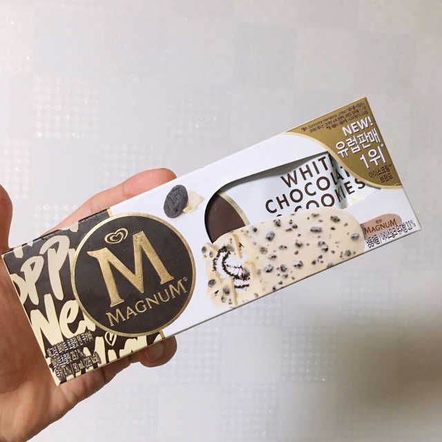 매그넘 화이트 초콜릿 앤 쿠키 싱글 리뷰 사진