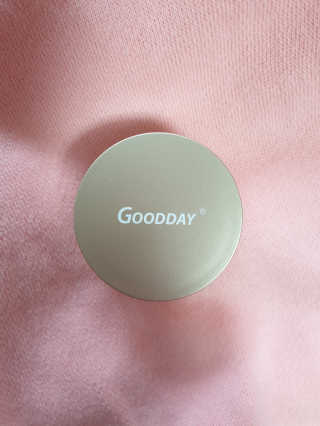 GoodDay Skincare GoodDay 강황 크림 — 5점을 준 리뷰어가 2019년 6월 올린 사용 사진