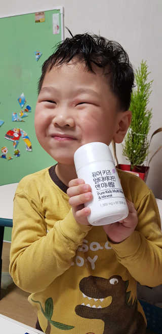 네츄럴굿띵스 퓨어 키즈 멀티비타민 앤 미네랄 30일분 — 5점을 준 리뷰어가 2018년 12월 올린 사용 사진