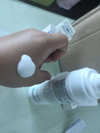세바메드 클리어 페이스 안티박테리얼 클렌징 폼 — 4점을 준 리뷰어가 2017년 6월 올린 사용 사진